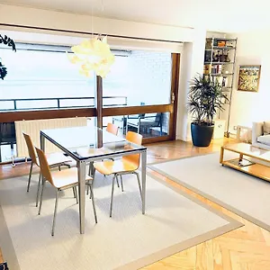 https://iturrain-by-smiling-rentals.basquecountryhotels.org