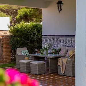 https://casa-de-meca-a-100m-de-la-playa.es-andalucia.com