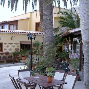 https://casa-rural-el-traspatio.adeje-hotels.com
